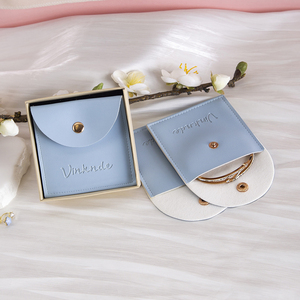 Pochettes en cuir PU bleu de haute qualité pour bijoux, avec gaufrage, pour bagues, colliers et boucles d'oreilles - Product Image 3