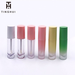 Vente flash - Emballage personnalisé pour gloss à lèvres avec logo, tube de gloss à lèvres rond rose et vert dégradé avec pinceau - Product Image 3