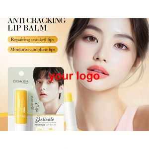 Lápiz labial mágico de marca privada Sadoer, bálsamo labial con propóleo y vitamina E, logotipo personalizado, bálsamo labial orgánico, cuidado labial anti-agrietamiento 24h - Product Image 1