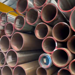 مصنع صيني يوفر أنابيب فولاذية سبائكية عالية الصلابة ومقاومة للتآكل ومعتمدة من ASTM لمحطات الطاقة وأنابيب الحفر - Product Image 6