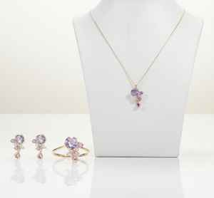 Pendientes Colgantes de Oro de 18 Quilates con Lila Aurora para Bodas y Fiestas - Product Image 2