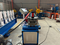 Machine de formage de clôtures en acier rapide pour jardin, machine entièrement automatique de fabrication de panneaux de clôture métallique ornementale