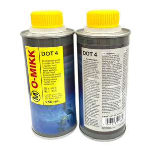 DOT4 Brake Oil Factory Venta al por mayor <span class=keywords><strong>de</strong></span> alta calidad Iron Can <span class=keywords><strong>Dot</strong></span> 4 <span class=keywords><strong>Líquido</strong></span> <span class=keywords><strong>de</strong></span> <span class=keywords><strong>frenos</strong></span> 250ml <span class=keywords><strong>para</strong></span> motocicletas y automóviles - Product Image 3