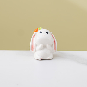 Ornement en céramique de lapin de dessin animé mignon en gros avec un design créatif pour la décoration de bureau et de maison - Product Image 4