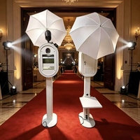 Machine Photobooth Portable, Station Selfie 2-en-1 Compatible avec Appareil Photo, Lumière RVB, Valise de Transport pour Location Événementielle Mariages Fêtes