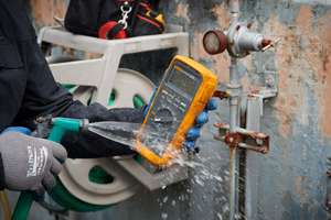 Multimètre numérique Fluke 87V MAX True-RMS, robuste, étanche, anti-poussière, indice de protection IP67, autonomie de la batterie de 800 heures, intégré CN/GUA - Product Image 5