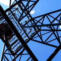 Tour de télécommunication en treillis à 3 pieds, à connexion superposée, en acier Q420B/Q355B/Q235B galvanisé à chaud FuHang, hauteur 30-65M