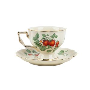 Tazza <span class=keywords><strong>da</strong></span> caffè e piattino in ceramica Vintage in stile europeo grande tazza <span class=keywords><strong>da</strong></span> tè classica con montatura in oro per uso Bar <span class=keywords><strong>da</strong></span> casa o ristorante - Product Image 2