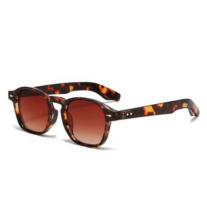 Fashion Trendy Multi-color Unisex <b>Sunglasses</b> <b>with</b> PC Frame and UV400 Protection - Product Image 4