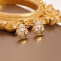 Pendientes Minimalistas de Zirconia con Diseño de Escarabajo, Joyería de Aleación de Cobre, Chapados en Oro, Hipoalergénicos