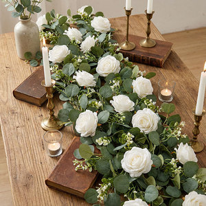 Guirlande de roses artificielles avec eucalyptus et camélia pour la décoration de table de mariage, 120 cm, blanc - Product Image 1