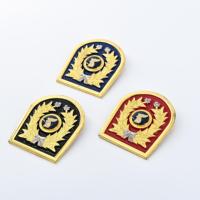 Badge en métal émaillé moulé sous pression, broche personnalisée, accessoire durable fait main pour la décoration d'uniformes