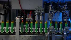 סוללת ליתיום גלילית CBAK מקורית 32140 FS CE BIS CB עבור 3.2V 15Ah LiFePO4, 2500 מחזורים - Product Image 3