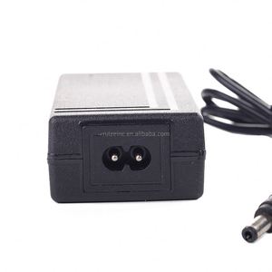 Adaptateur AC/DC MWD-6300V 6V 300mA