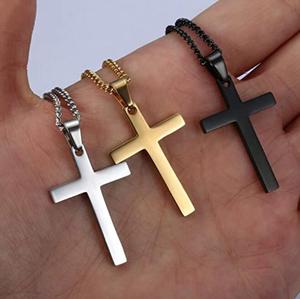 Pingente Cruz Masculino Personalizado em Aço Inoxidável Liso de 50mm 35mm, Grande Crucifixo Charmoso, Colar com Pingente Cruz Simples em Ouro 18k - Product Image 1
