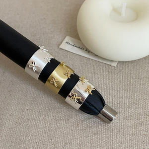 Bague ouverte simple et haut de gamme en métal brossé pour femme, bague exquise et polyvalente - Product Image 4