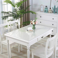 Nappe de table en PVC transparente épaisse multi-tailles personnalisée nappe en plastique de forme personnalisée rectangulaire tapis de table de bureau pour la décoration