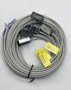 Sensor de Cilindro con Interruptor Magnético CS1-J/F/S/G/U/M/H/E en Stock, Confiable, Vendedor Oro, Garantía de un Año - Product Image 1