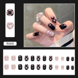 <span class=keywords><strong>Uñas</strong></span> <span class=keywords><strong>postizas</strong></span> <span class=keywords><strong>de</strong></span> estilo picante y dulce, con esmalte rosa y corazón tierno, que realzan tu temperamento. ¡Las más vendidas! - Product Image 5