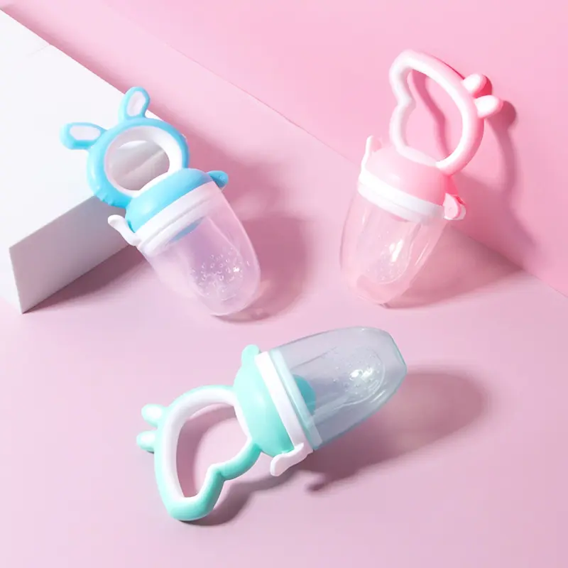 新しいデザインの幼児の歯が生えるおもちゃシリコンフレッシュフルーツフードベビーフィーダー