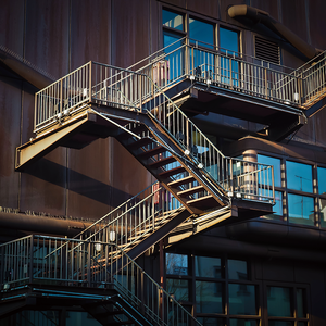 <span class=keywords><strong>Escalera</strong></span> de Acero de <span class=keywords><strong>Emergencia</strong></span> Resistente al Fuego, Estructura Metálica Anticorrosión para Edificios de Oficinas, <span class=keywords><strong>Escalera</strong></span> de Escape <span class=keywords><strong>Exterior</strong></span> - Product Image 1