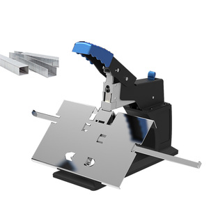 ZEQUAN SH-03 <span class=keywords><strong>Grapadora</strong></span> manual de un solo cabezal <span class=keywords><strong>para</strong></span> oficina y encuadernación de <span class=keywords><strong>libros</strong></span> Máquina <span class=keywords><strong>grapadora</strong></span> de alambre de sillín plano <span class=keywords><strong>Precio</strong></span> al por mayor de fábrica - Product Image 1
