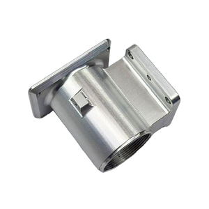 Pièces en titane usinées sur commande par CNC, haute précision, service d'usinage et de tournage 5 axes, bielle usinée CNC pour moteur - Product Image 6