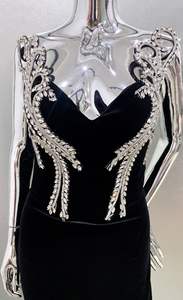 Элегантное черное вечернее платье макси с V-образным вырезом, украшенное перьями, со встроенным бюстгальтером, роскошное, для выпускного вечера, дышащее - Product Image 5