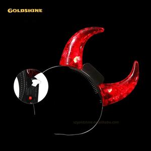 Logo personnalisé <span class=keywords><strong>LED</strong></span> <span class=keywords><strong>bandeau</strong></span> nouveauté vente chaude Halloween <span class=keywords><strong>bandeau</strong></span> diable corne cristal clignotant nouvel an faveurs batterie - Product Image 2