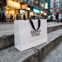 Sacs en carton ivoire de luxe personnalisés pour petits cadeaux, imprimés, recyclables, pour cosmétiques, bijoux, boutiques, avec logo – Vente en gros usine