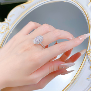 Nuevo S925 Plata <span class=keywords><strong>Diamante</strong></span> de alto carbono 8*<span class=keywords><strong>13</strong></span> Delgado Pigeon Protein Diamond Moda Anillo versátil Anillo Joyería de boda - Product Image 5