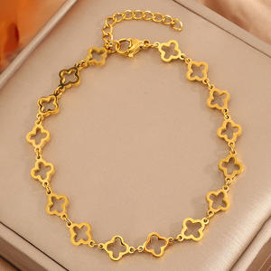 Pulseras de Acero de Titanio con Diseño de Trébol de Cuatro Hojas, Simples y Modernas, de Alta Gama y Éxito de Ventas, de Proveedor Transfronterizo - Product Image 1