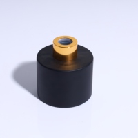 Stock Ambre Mat Noir Givré Blanc Bleu Rose Bouteille Diffuseur de Roseau 4oz Bouteille en Verre Vide 120ml