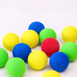 Lanzador de Pelotas de Juguete Interactivo para Gatos, Ecológico, con Pelota de Felpa y Balas Suaves, Juguete de Ejercicio - Product Image 2