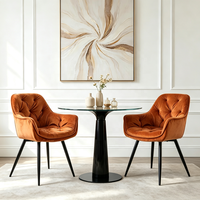 Fauteuil capitonné en velours tufté de Chine avec pieds en métal noir pour salon, chambre ou café