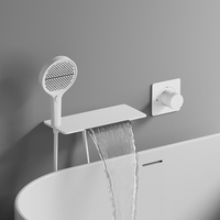 Robinet de douche mural multifonctionnel carré en laiton à trou unique, cascade réglable, mitigeur de salle de bain à poignée unique, vente en gros