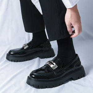 Nuevos Zapatos Oxford de Cuero para Hombre, Estilo Británico Casual de Lujo, Hechos a Mano, Impermeables, Color Verde Perenne, Formales, Sin Cordones, para Boda, Oficina, Profesionales - Product Image 5