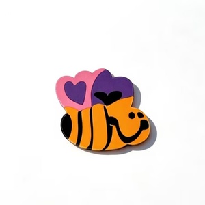 Venta al por mayor de fábrica: Nuevo diseño de papelería escolar, múltiples gomas de borrar divertidas con forma de abeja, colores de moda, gomas de borrar seguras para uso infantil. - Product Image 5