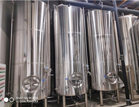 Cuve de brassage à pression en acier inoxydable 600L avec enveloppe de refroidissement par glycol à alvéoles pour la production d'alcool à haute teneur