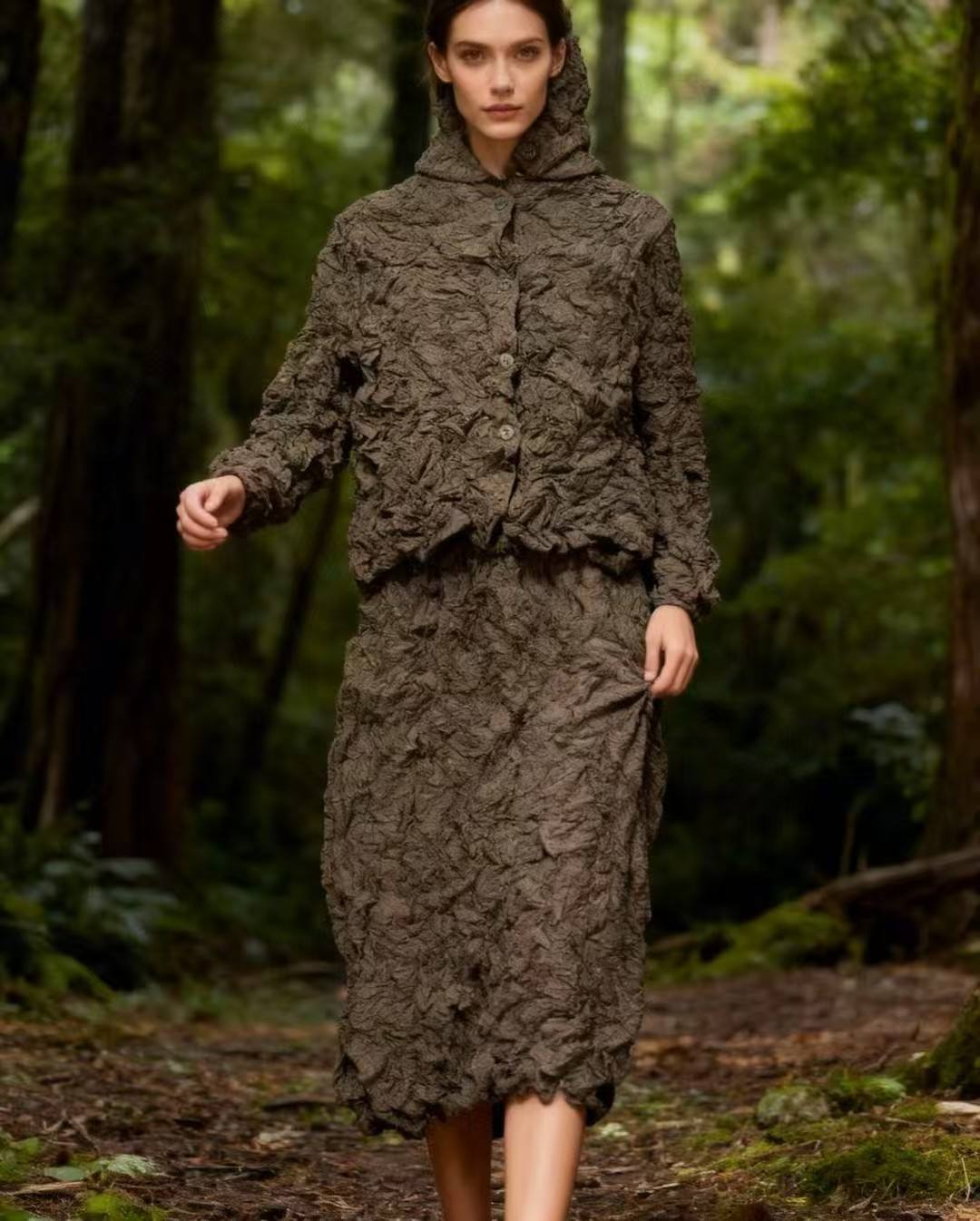 สีน้ำตาล