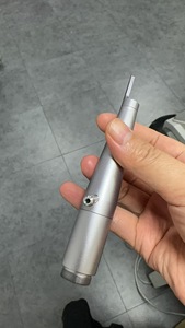 Appareil de beauté au laser CO2 fractionné 10600nm pour l'amélioration de la texture de la peau, la réduction des pores, le traitement anti-âge - Product Image 6