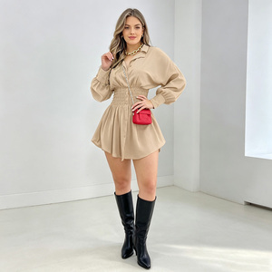 Abito Camicia da Donna Beige Tinta Unita con Bottoni, Vita Arricciata, Maniche a Palloncino, Vestibilità Ampia, Stile Casual - Product Image 4
