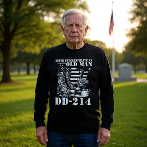 Nunca subestimes a un anciano con una camiseta de manga larga Dd-214 - Product Image 3