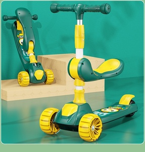 Trottinette pliable 3-en-1 pour enfants de 2 à 12 ans avec hauteur réglable pour garçons et filles - Product Image 3