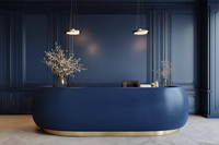 Comptoir de bar design vague bleue, réception élégante dans le bureau/hall de l'hôtel