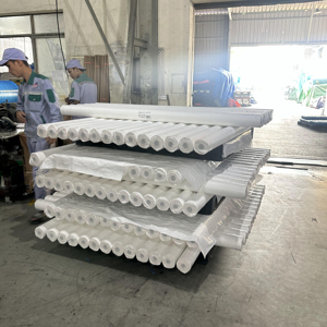 Couverture imperméable de camion pour la bâche de PE de garçons et de filles dans le style simple avec la caractéristique Anti-UV - Product Image 1