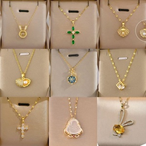 Collier en acier inoxydable plaqué or 18 carats ZYO Custom Jewelry, pendentif cœur papillon en zircon, collier de perles pour femme, cadeau de bijoux - Product Image 4