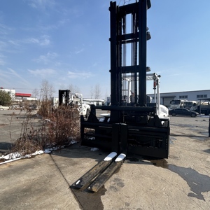 Montacargas <span class=keywords><strong>TCM</strong></span> de 10 Toneladas, Gran Potencia, Adopta Maquinaria Pesada Original Importada, Tiene una Gran Adaptabilidad para Terrenos Difíciles - Product Image 4