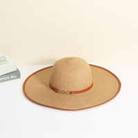 Ensemble Chapeau de Paille et Sac Tressé Grande Capacité – Accessoires Assortis pour Plage, Voyage en Plein Air, Vacances en Bord de Mer et Loisirs