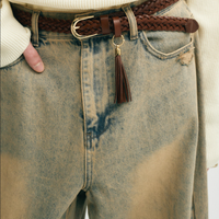 Jean baggy droit tendance 2026, délavage effet usé, bleu clair avec reflets jaunes, ourlet déchiré, pour homme, idéal au quotidien